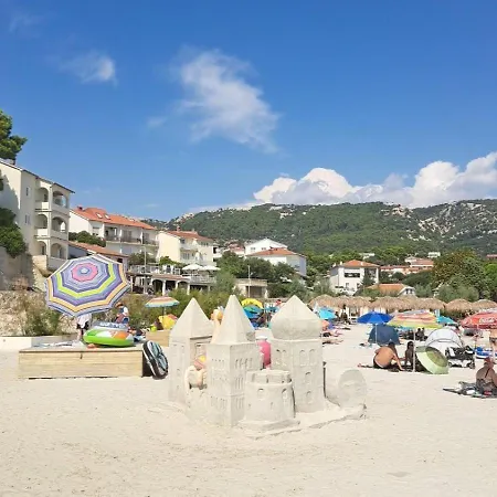 137 Apartament